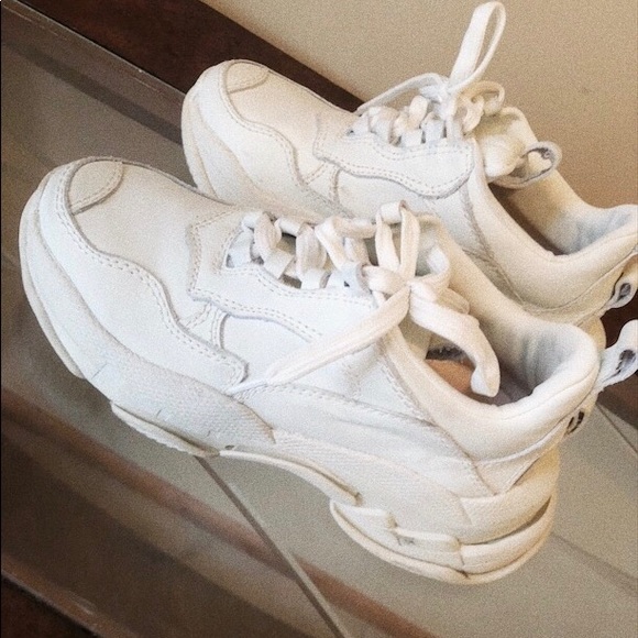 Jeffrey Campbell Chunky Sneaker - Picture 3 of 4